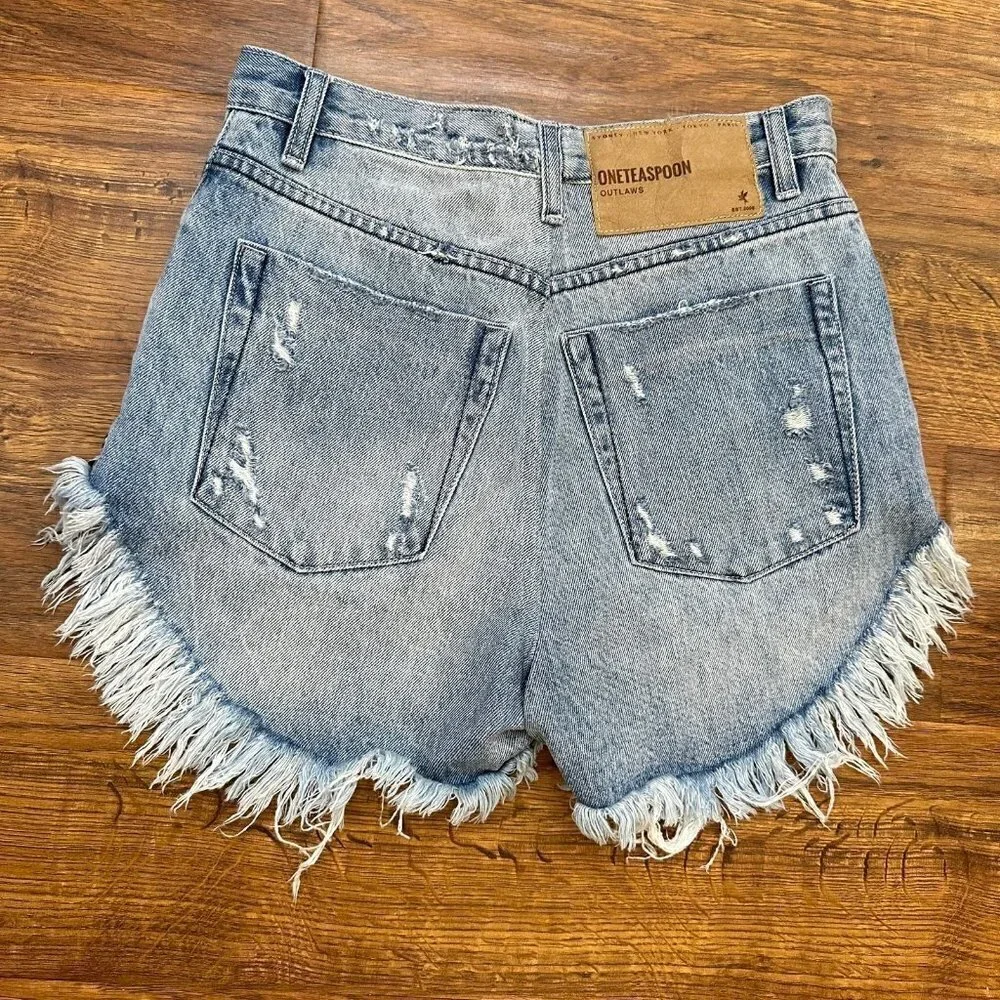 One Teaspoon Outlaws denim shorts